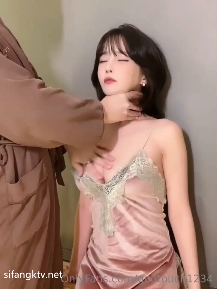 MAAN-907【子持ち人妻から溢れる母乳】家事代行サービス依頼からエッチな展開！